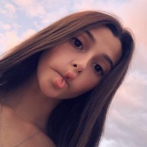 Meet your Posher, Gia